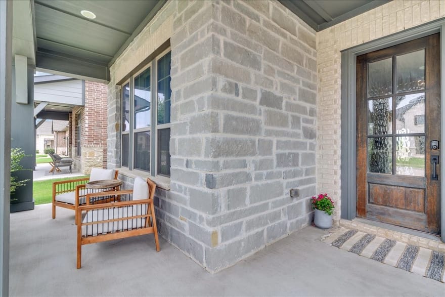1808 Cedar Bluff Parkway, Mansfield, Texas
