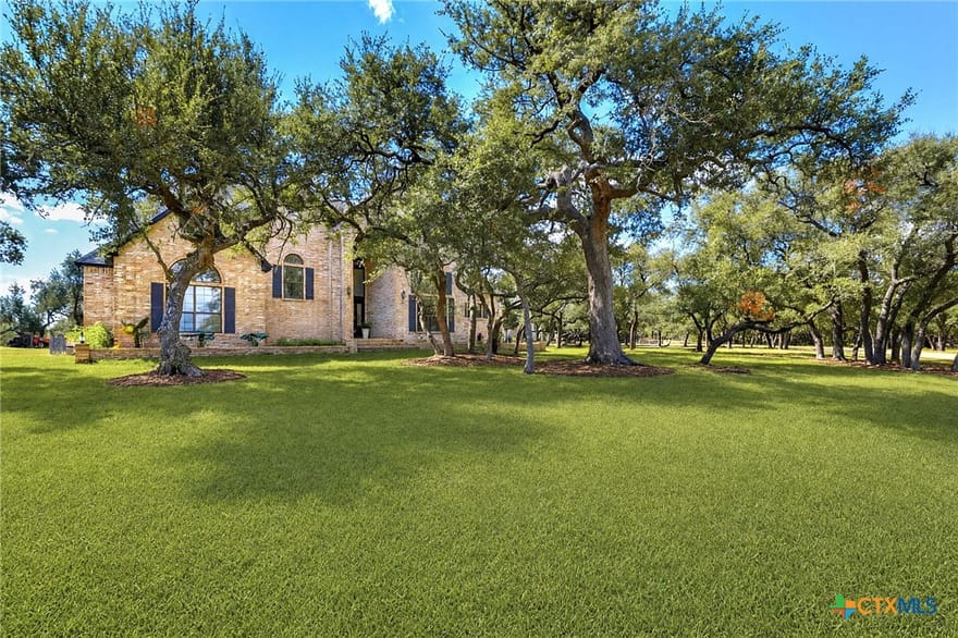 3220 Rustic Oak, San Antonio, Texas