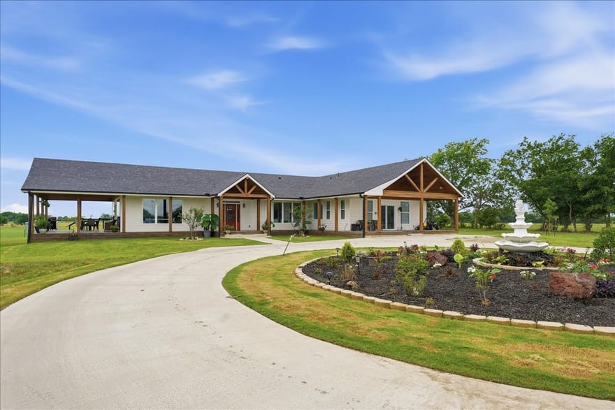 2641 County Road 4586, Sulphur Springs, Texas