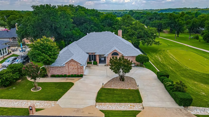 9031 Bontura Road, Granbury, Texas