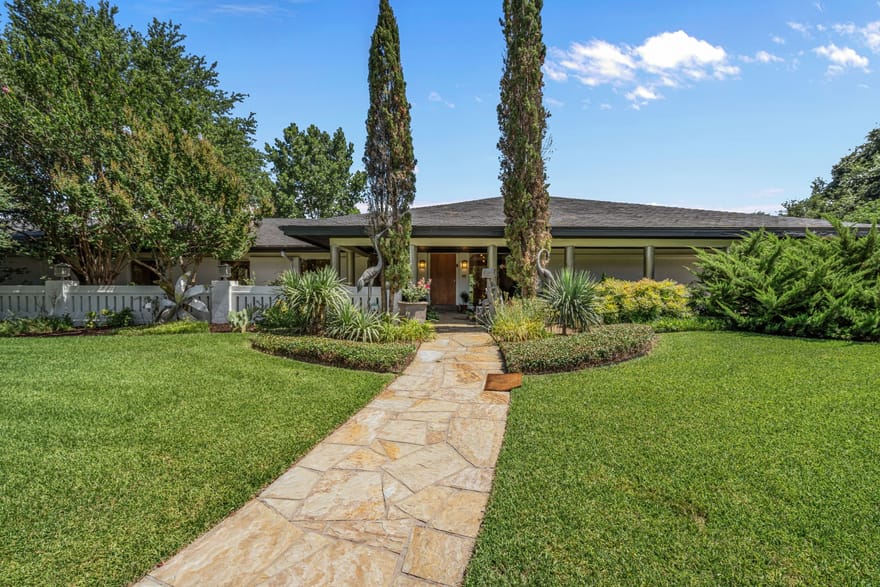 4301 Briarhaven Road, Fort Worth, Texas