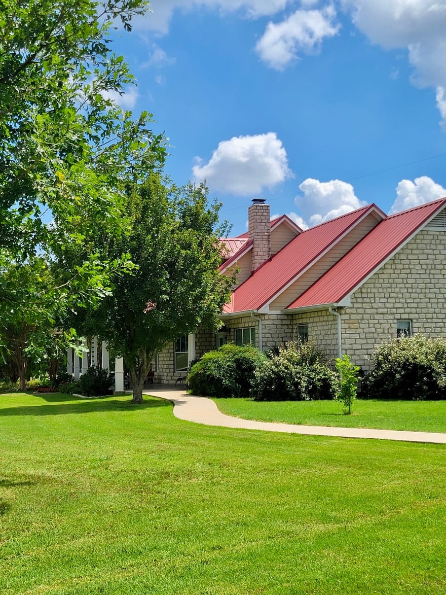 1808 Teller Bell Lane, Granbury, Texas