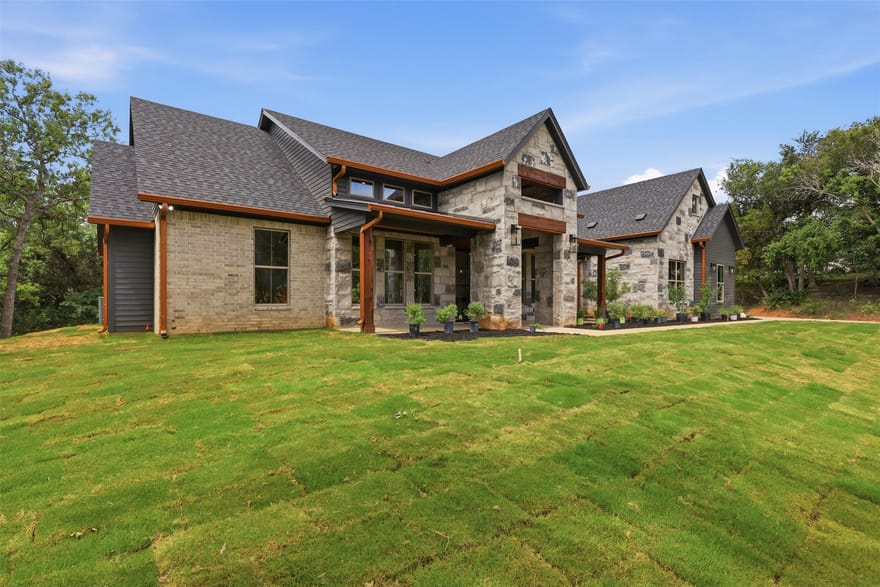 273 Martin Drive, Granbury, Texas