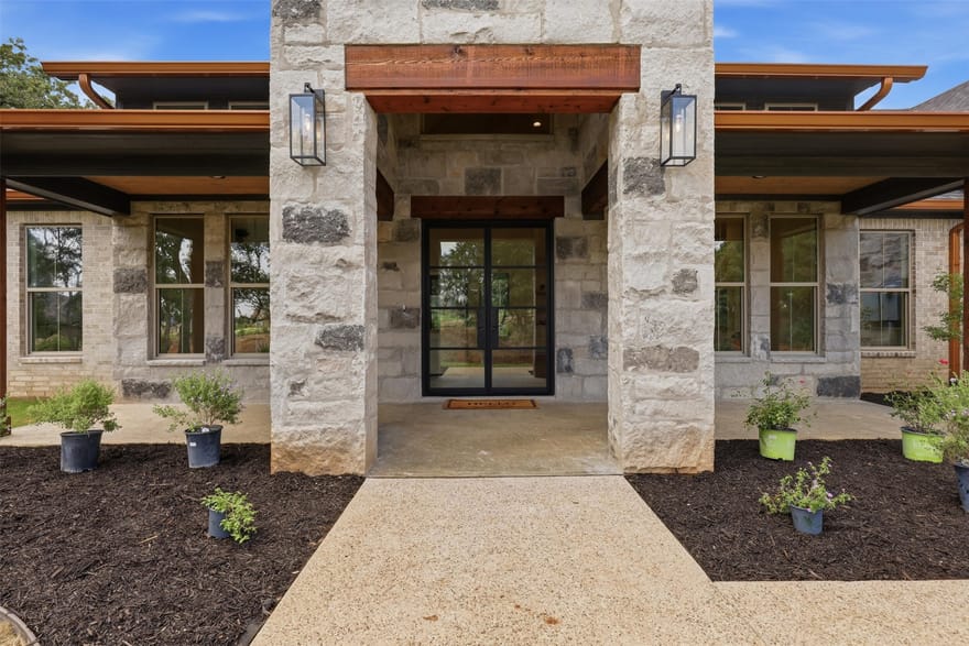 273 Martin Drive, Granbury, Texas