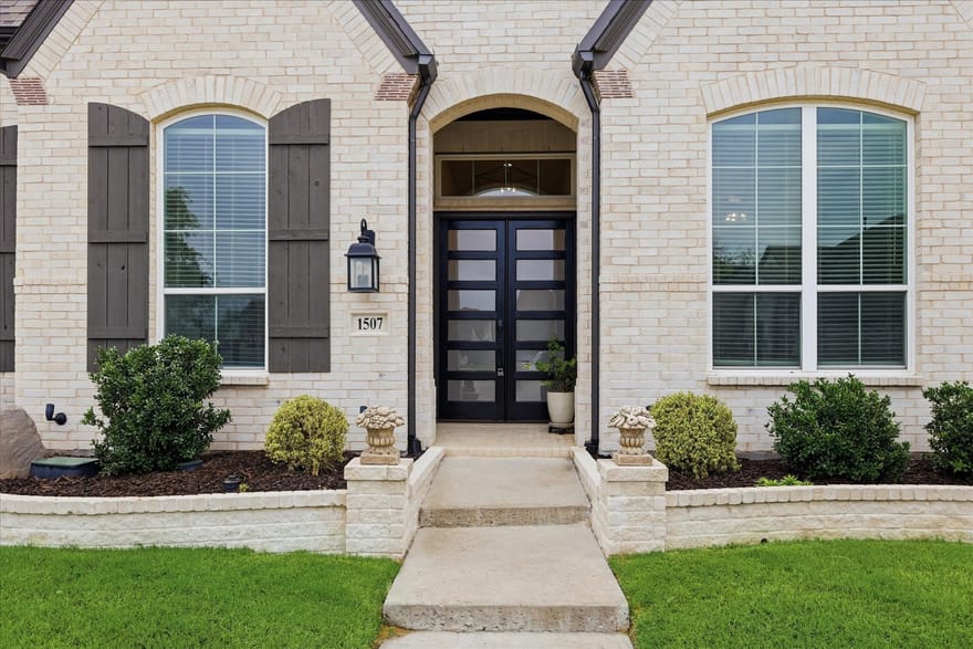 1507 Emberwood Horizon, Mansfield, Texas