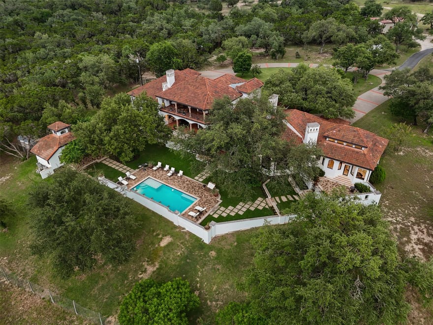 34000 Smithson Valley Road, Bulverde, Texas