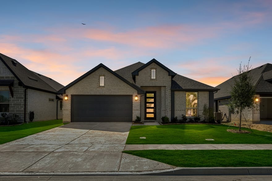 1211 Anderson Drive, Trenton, Texas