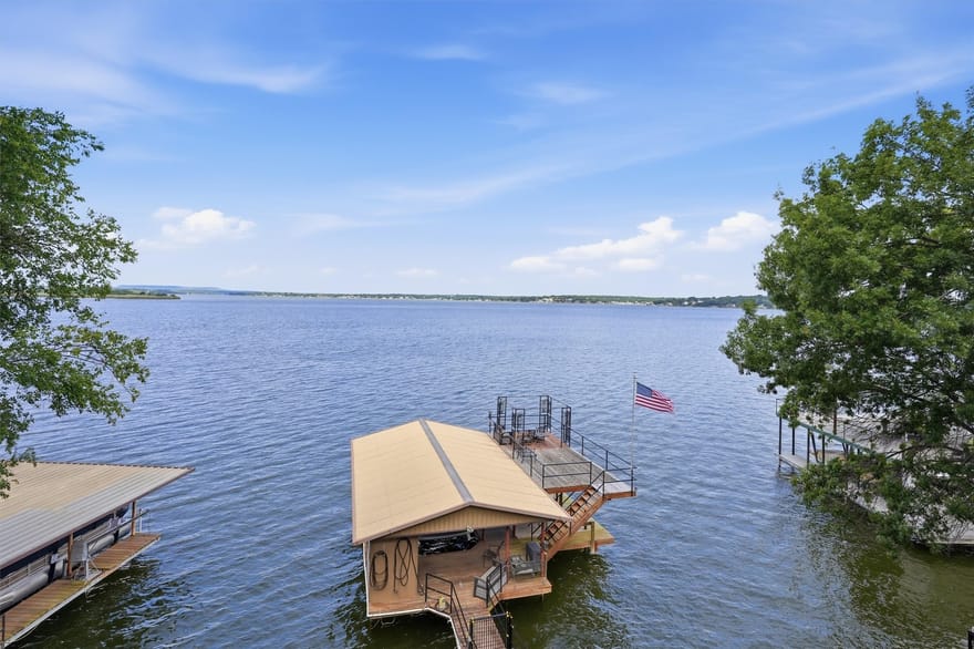 6426 Walters Bend Court, Granbury, Texas