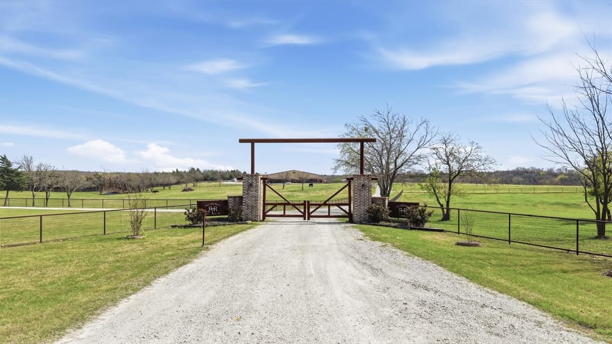 1470 Preston Road, Denison, Texas