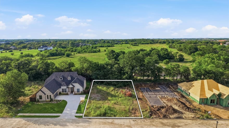 1912 Heritage Knoll Drive, Sherman, Texas