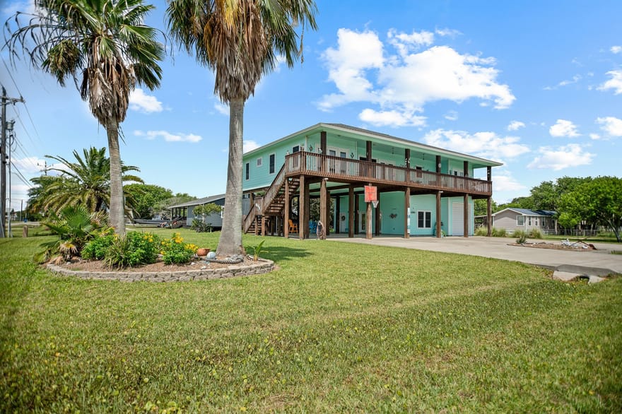 23 Macey Street, Port O Connor, Texas