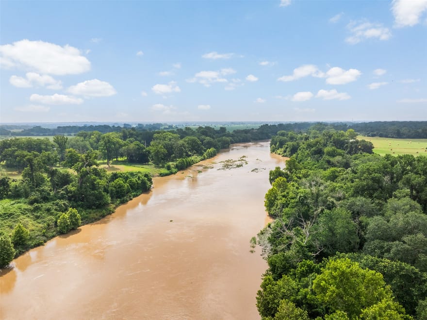 360 Johnson Road, La Grange, Texas