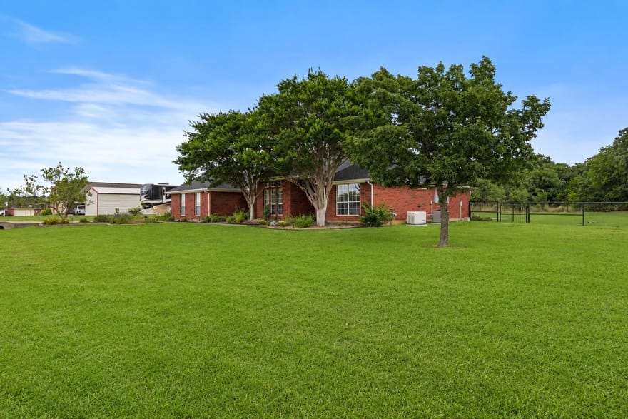 3909 Timbercrest Drive, Burleson, Texas