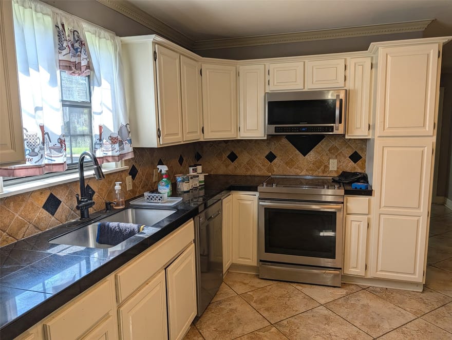 3717 Fm 1136, Orange, Texas