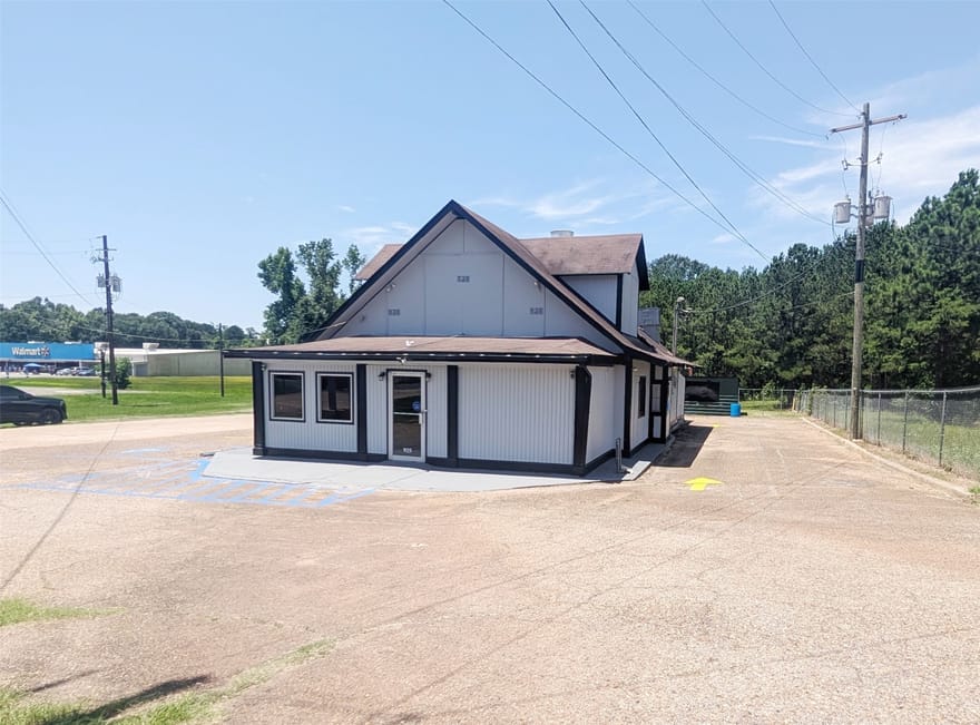 925 S Pine Street, Vivian, Louisiana