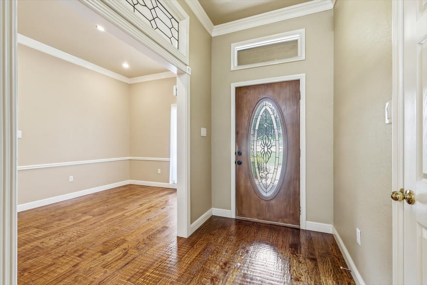 4111 Cimmaron Trail, De Cordova, Texas