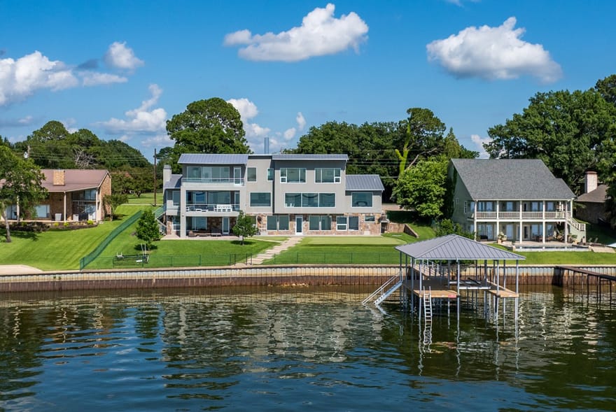 123 Shoreline Drive, Star Harbor, Texas