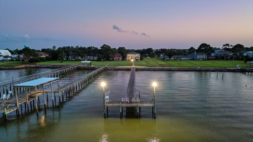 2534 Cliff Drive, San Leon, Texas