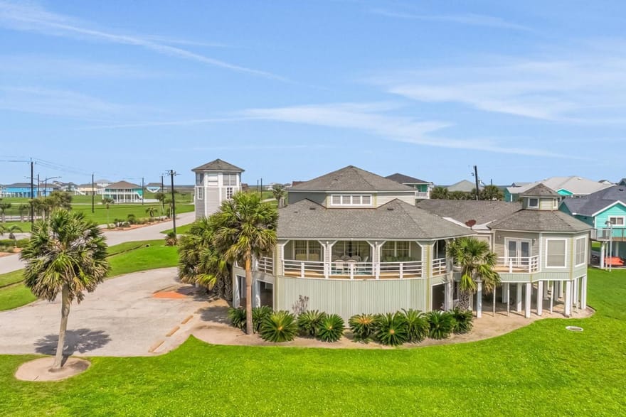 18403 Shaman Drive, Galveston, Texas