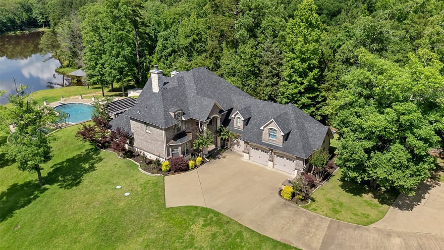 1411 County Road 4120, Atlanta, Texas