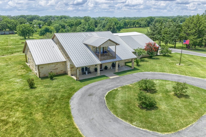 1131 Harvey Lane, Denison, Texas