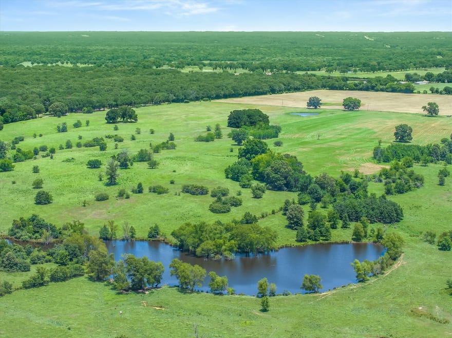 3300 Vz County Road 1903, Edgewood, Texas