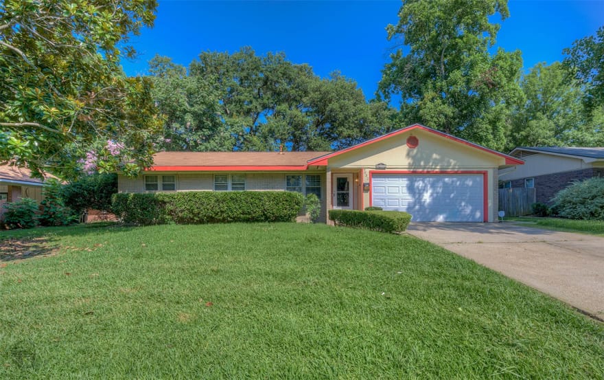 9032 Sara Lane, Shreveport, Louisiana