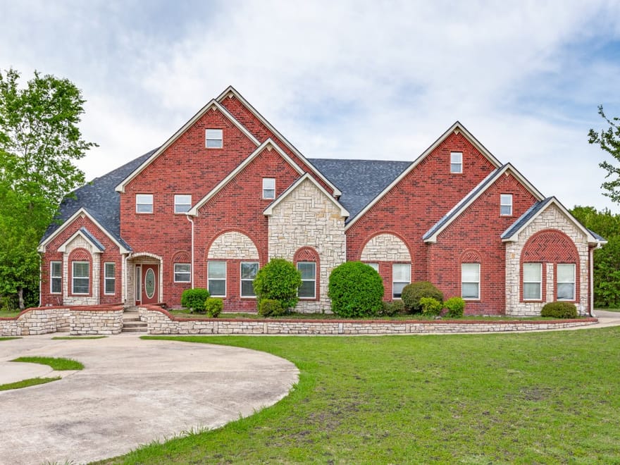 12900 Fm 121, Van Alstyne, Texas