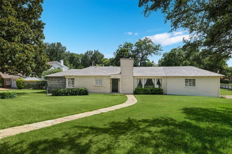 2600 Colonial Parkway, Fort Worth, Texas