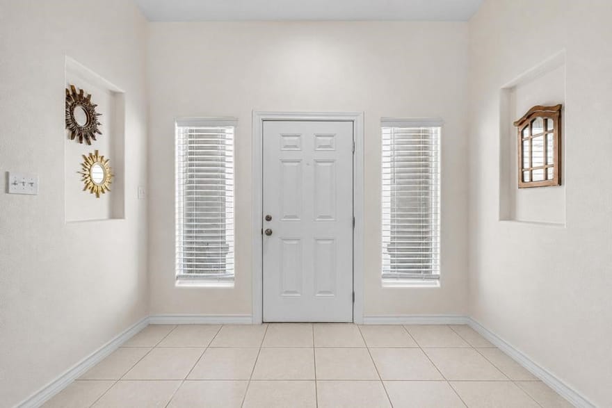 2206 Durazno Court, Laredo, Texas