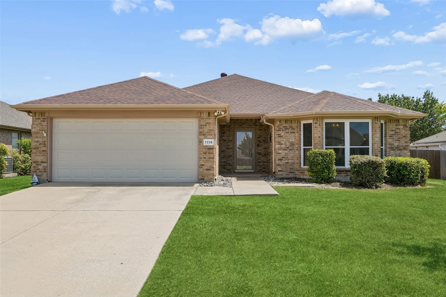 1119 Wolverine Lane, Greenville, Texas