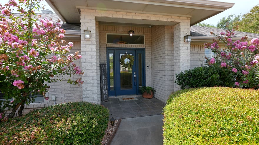 5614 Wedgefield Road, Granbury, Texas