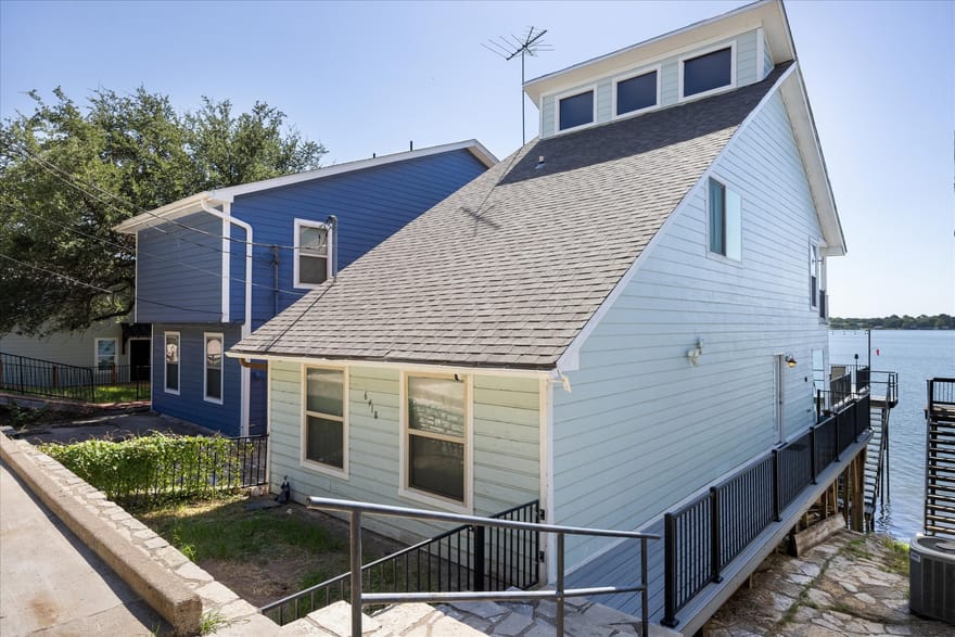 6418 Carol Court, Granbury, Texas