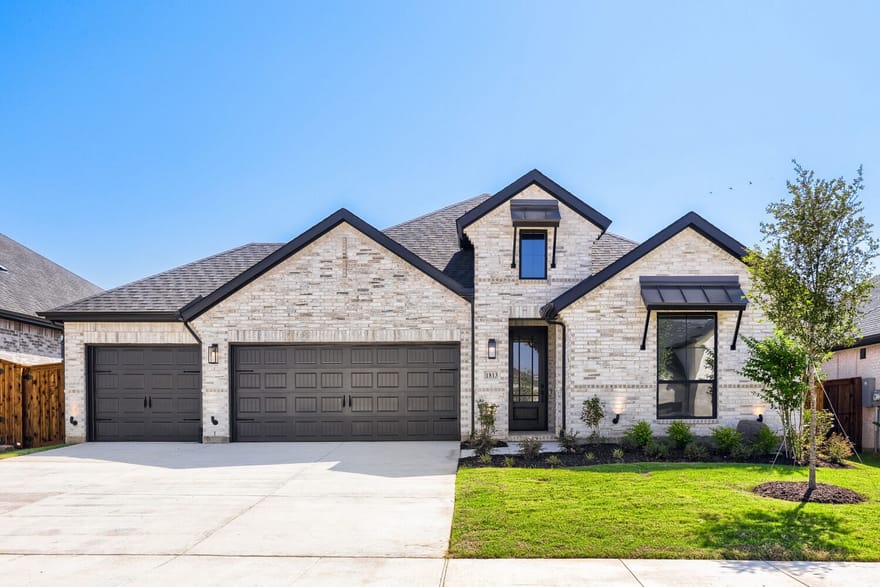 1813 Flowerfield Lane, Mansfield, Texas
