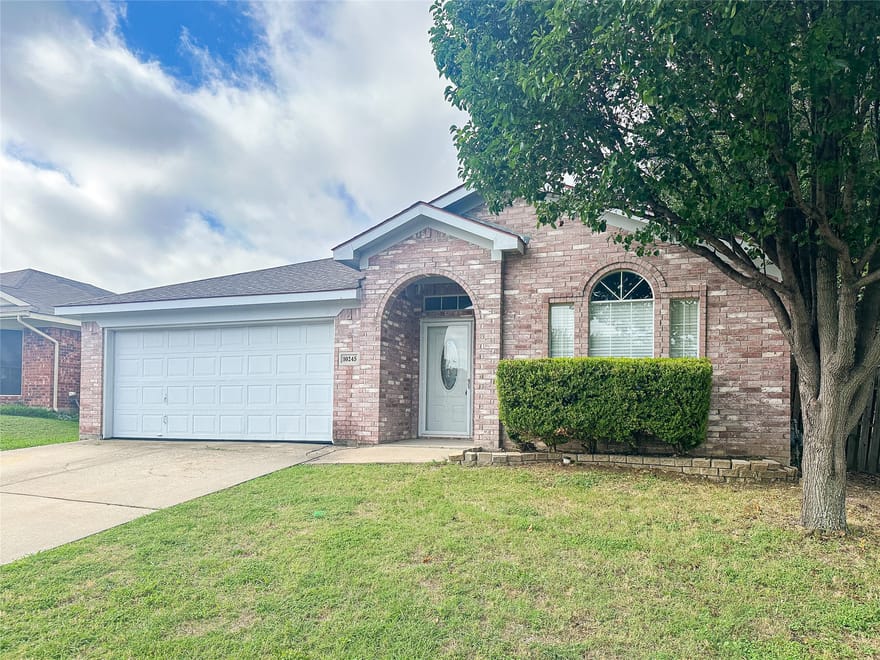 10245 Brea Canyon Road, Fort Worth, Texas