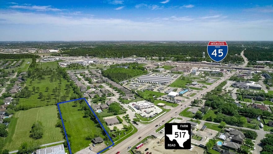 317 Fm 517 W, Dickinson, Texas