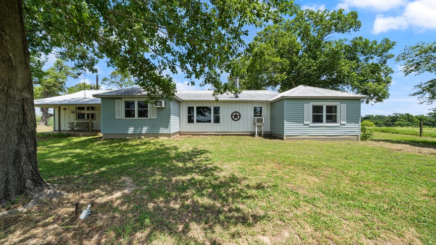 1053 Vz County Road 4206, Athens, Texas
