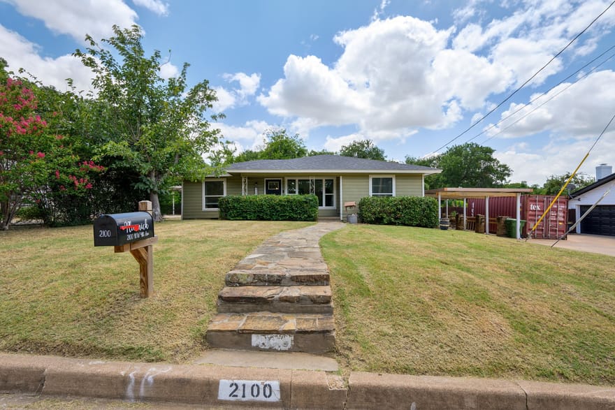 2100 NW 4th Avenue, Mineral Wells, Texas