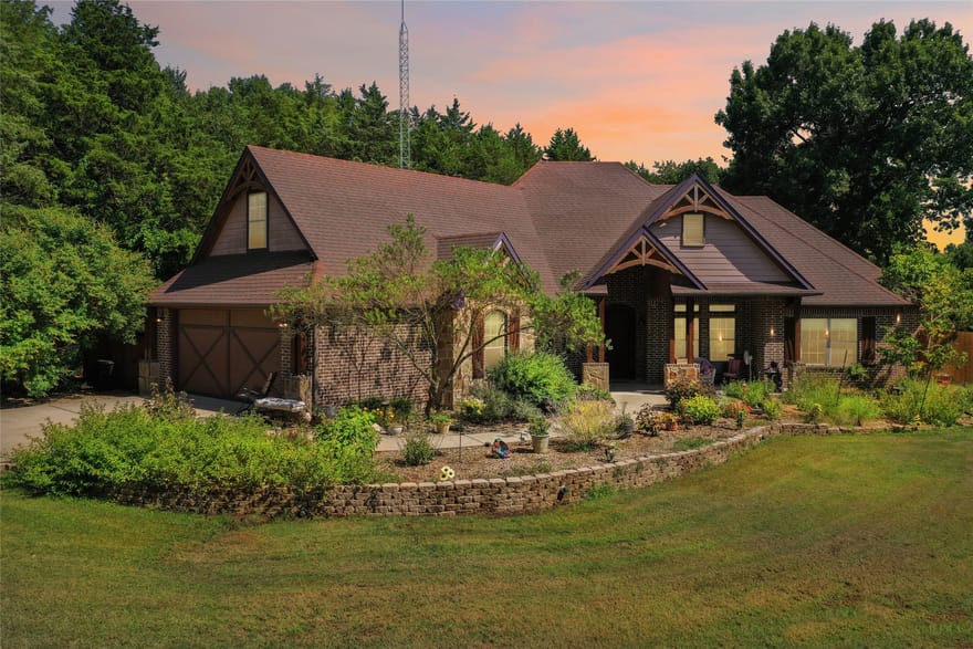 1433 Old Sadler Road, Sadler, Texas