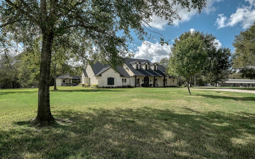 22474 Kmiec Road, Hempstead, Texas