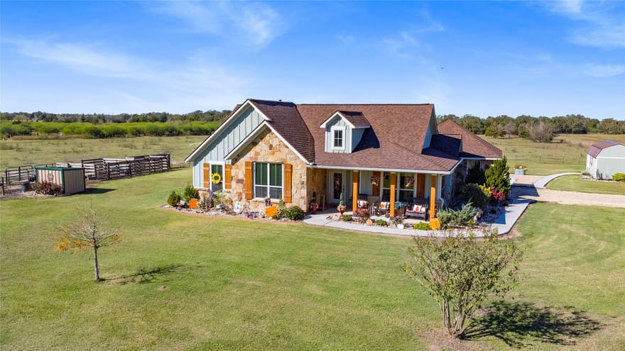 12065 Fm 1696 Road, Bedias, Texas