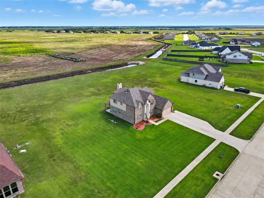 2375 Diamond D Drive, Beaumont, Texas