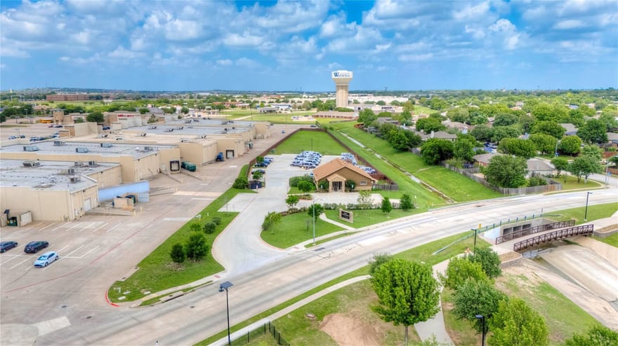 5805 Starnes Road, Watauga, Texas