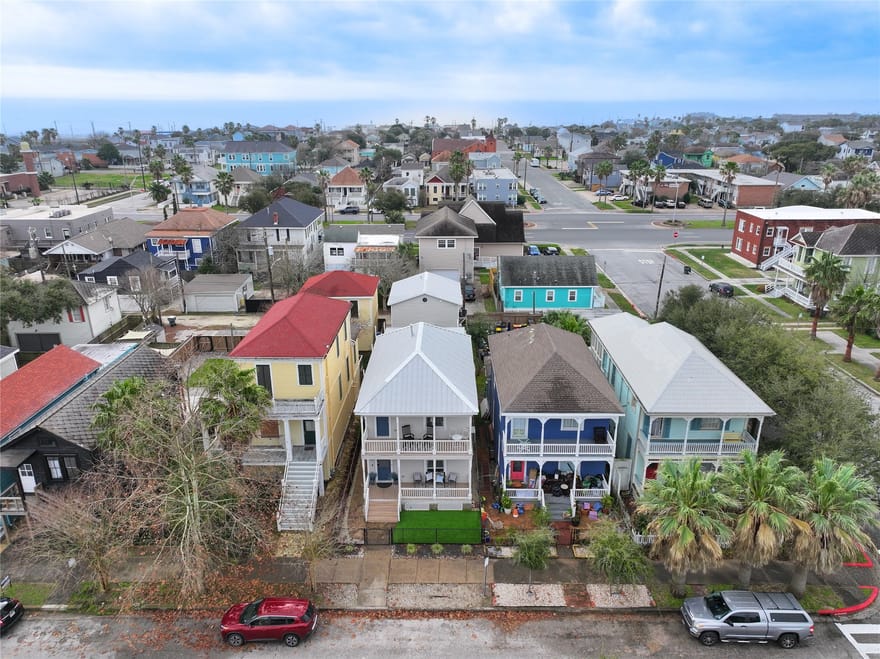 1021 Sealy Street, Galveston, Texas