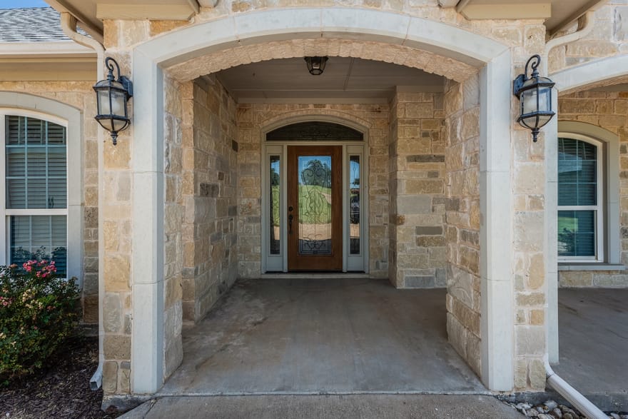 2009 Canaveral Court, Granbury, Texas