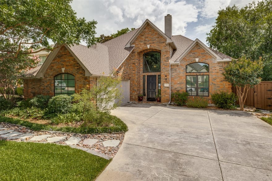 6208 Trailwood Drive, Plano, Texas