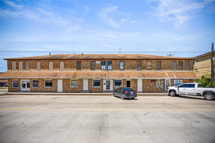1915 45th Street, Galveston, Texas