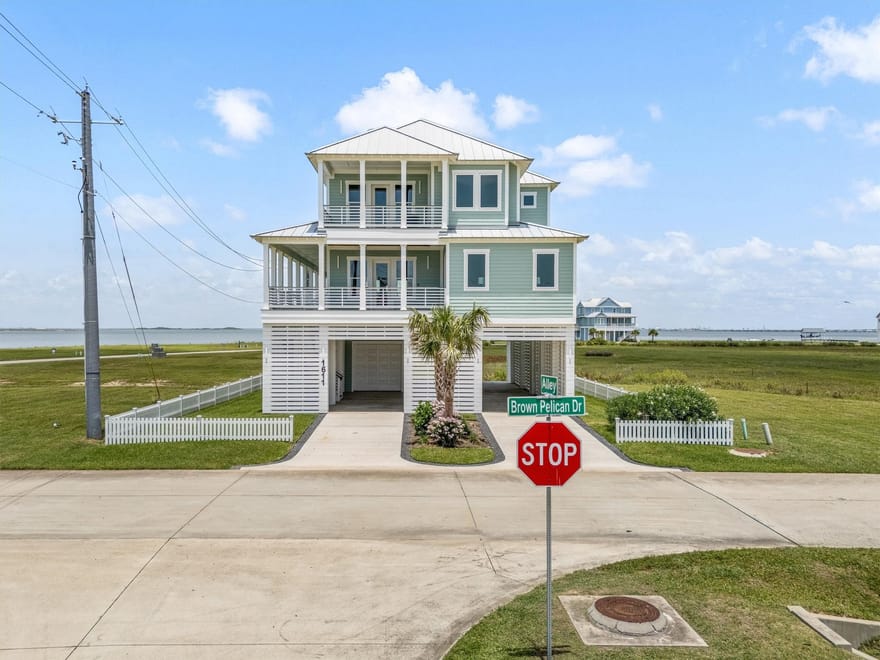 1611 Brown Pelican Bend, Galveston, Texas