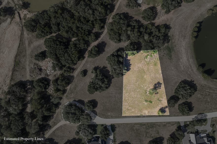 114 Red Stag Lane, Columbus, Texas