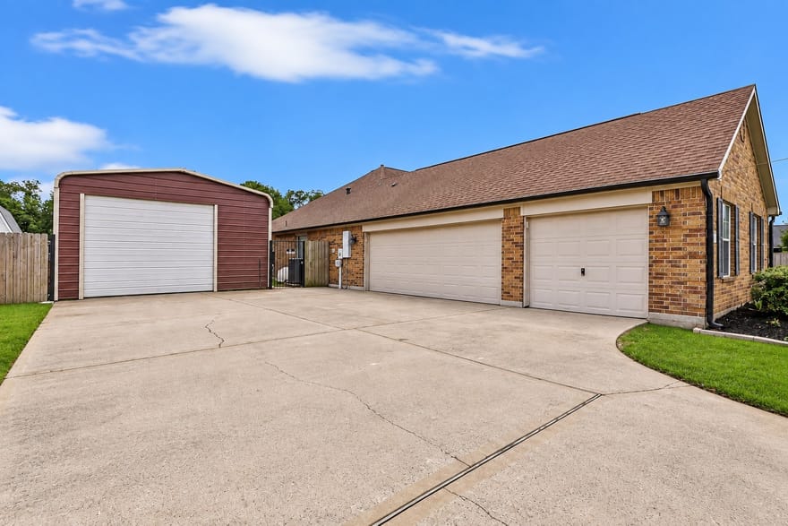 200 Milo Street, Dayton, Texas